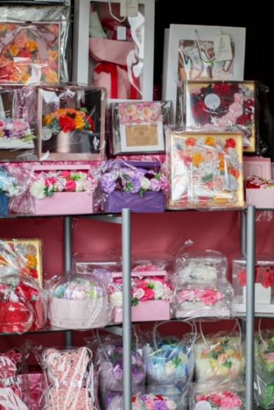 「ポーポリーほりえ」　（福岡県八女市）の花屋店舗写真3
